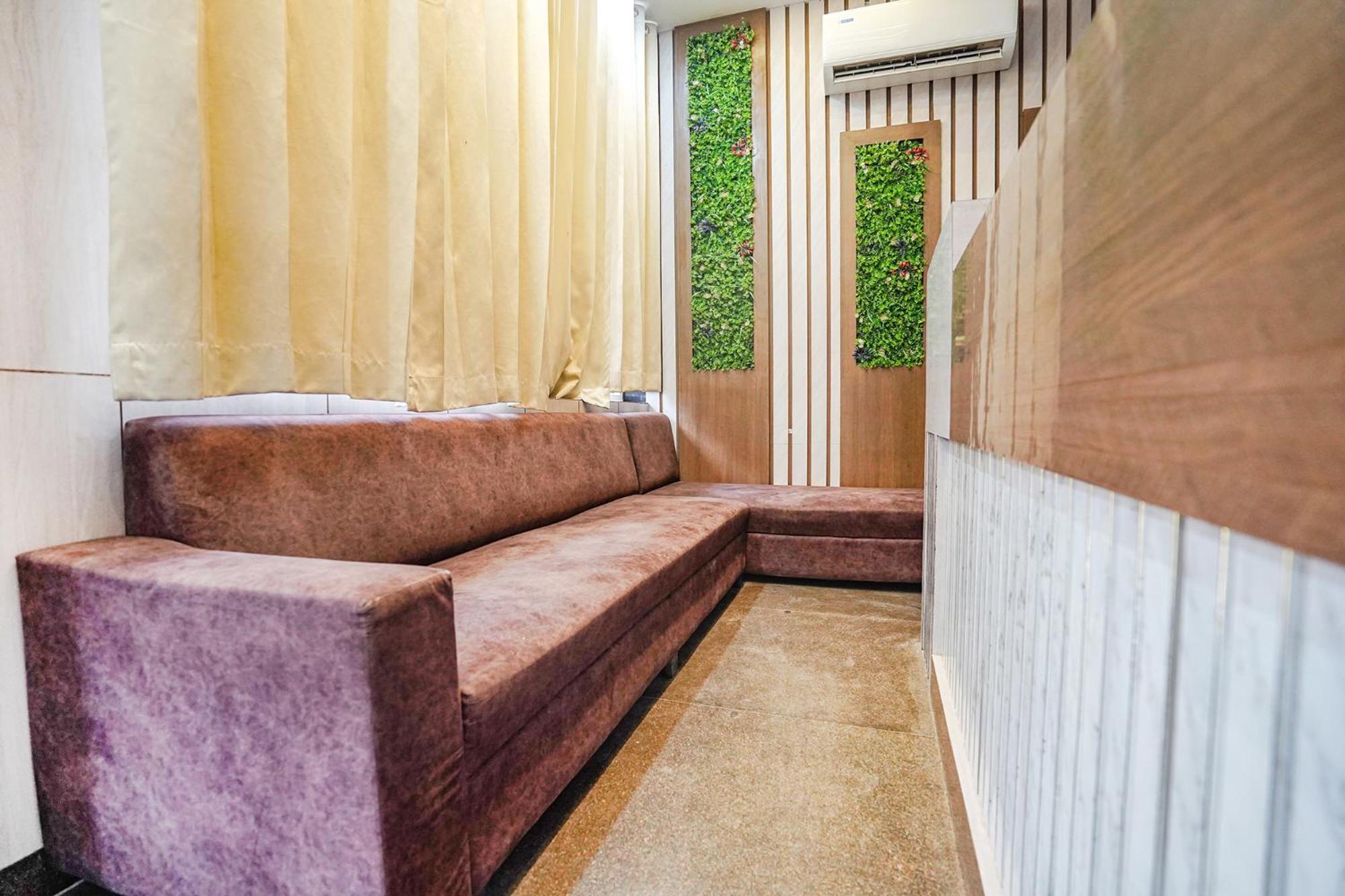 Fabhotel Shri Giriraj Ji Dham Hotel 3*
